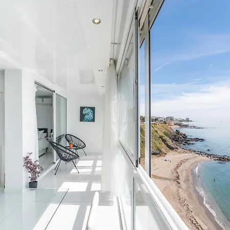 Vb Beachfront The Pearl 2bdr アパート *