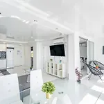 Vb Beachfront The Pearl 2bdr Apartamento *